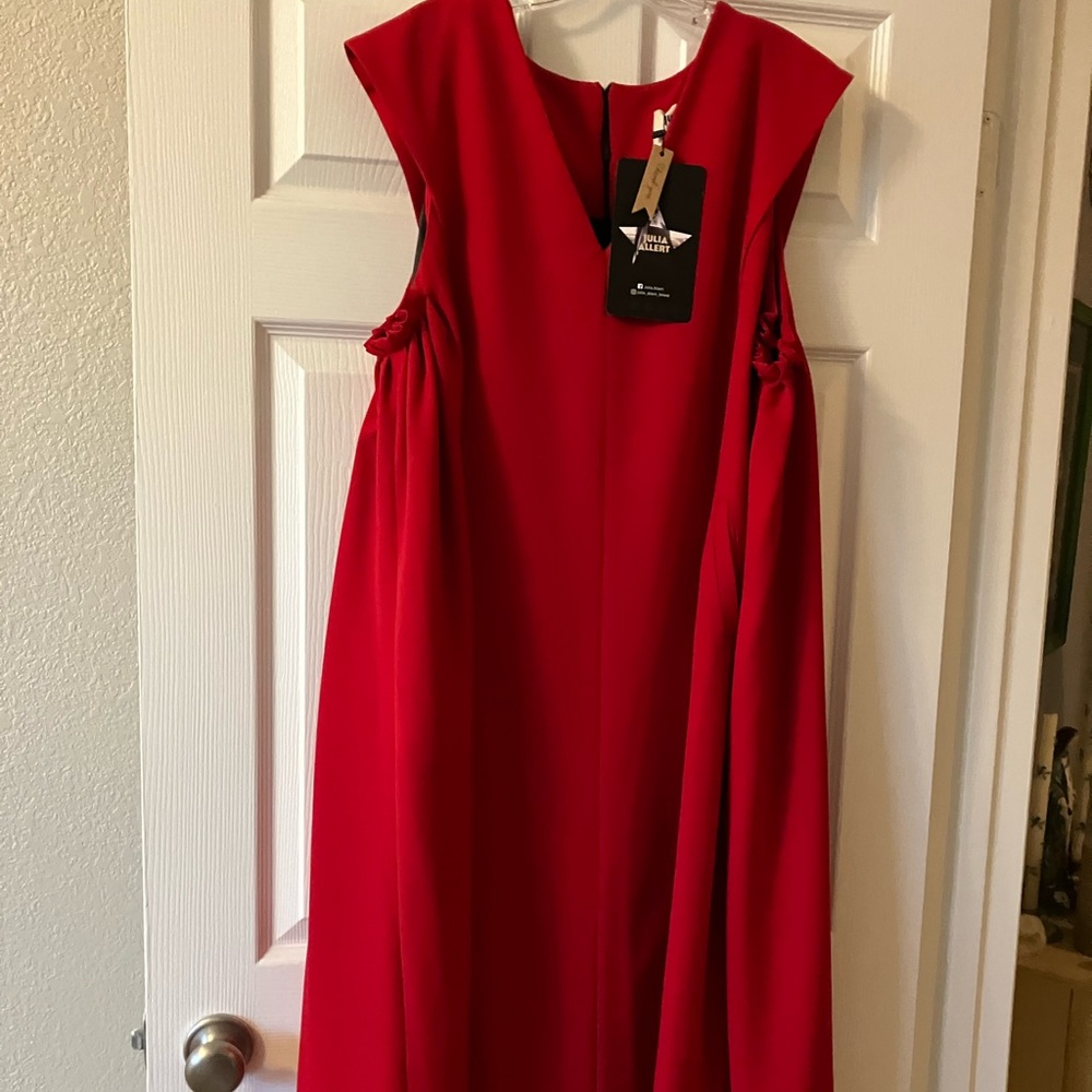 Elegant Red Maxi Dress